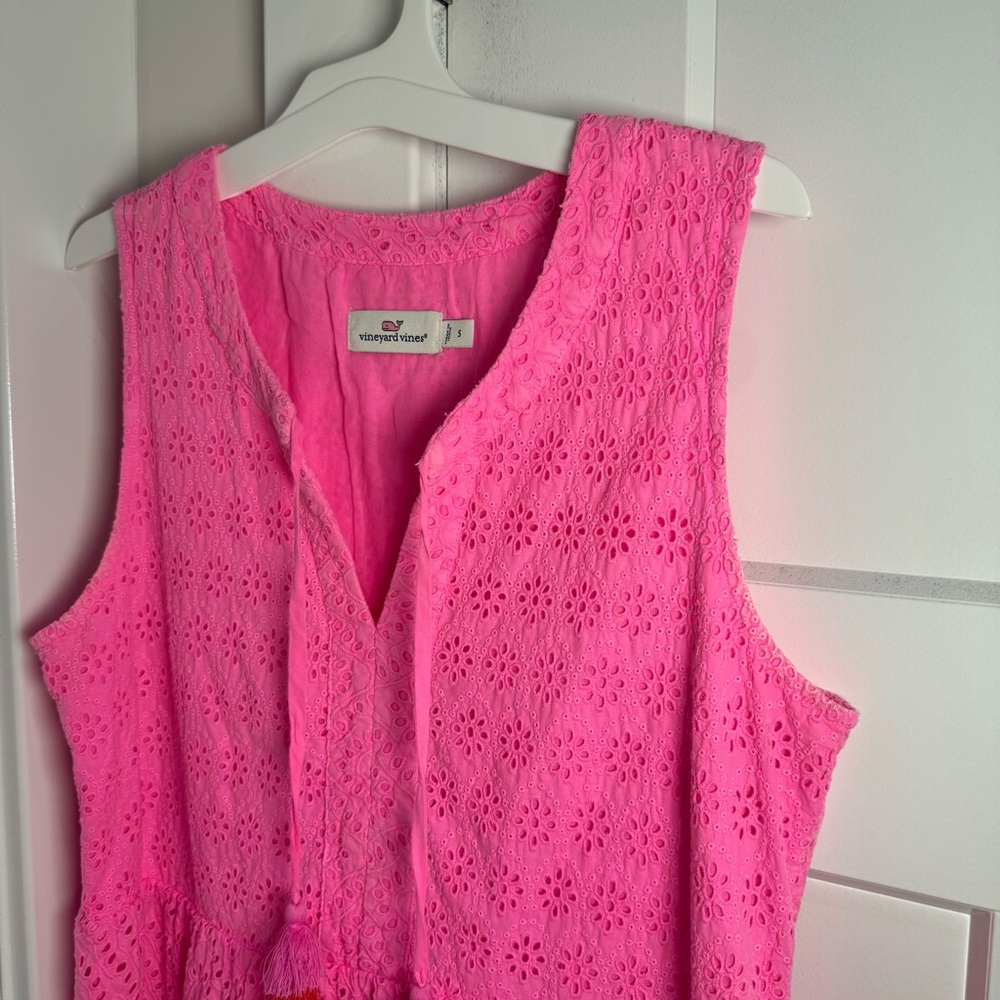 Vineyard Vines Women's Pink Eyelet  Sleeveless Tiered Top Size S - Picture 4 of 13